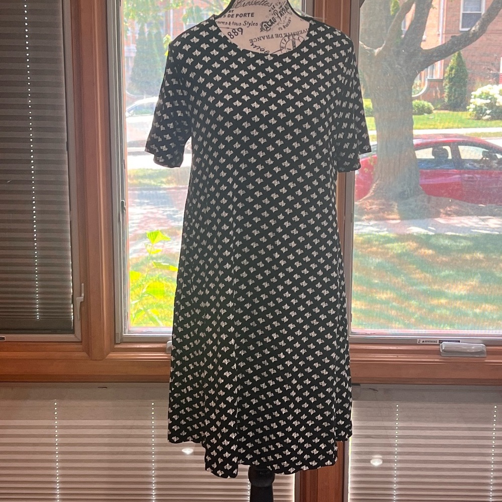 Loft B&W Mini Swing Dress 👗